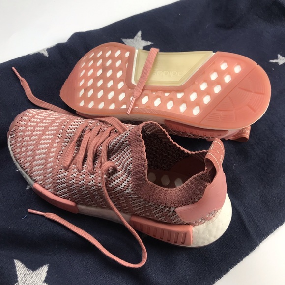 NWT Adidas Boost NMD R1 Primeknit Sneakers Shoes - Picture 2 of 6